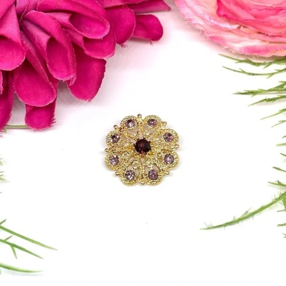 NEW⚜️Plum Crystal Cluster Embellished Brooch